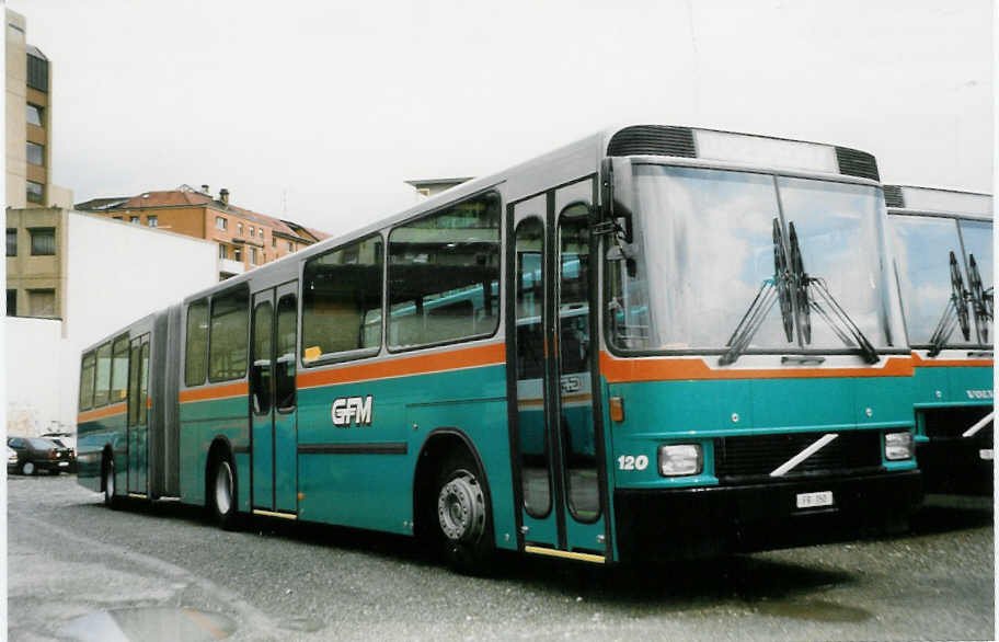Aus dem Archiv: GFM Fribourg Nr. 120/FR 350 Volvo/Hess am 7. Juli 1998 Fribourg, Garage