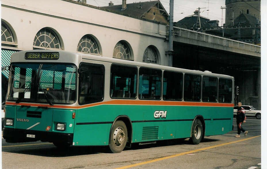 Aus dem Archiv: GFM Fribourg Nr. 8/FR 395 Volvo/Lauber am 3. April 1999 Fribourg, Bahnhof