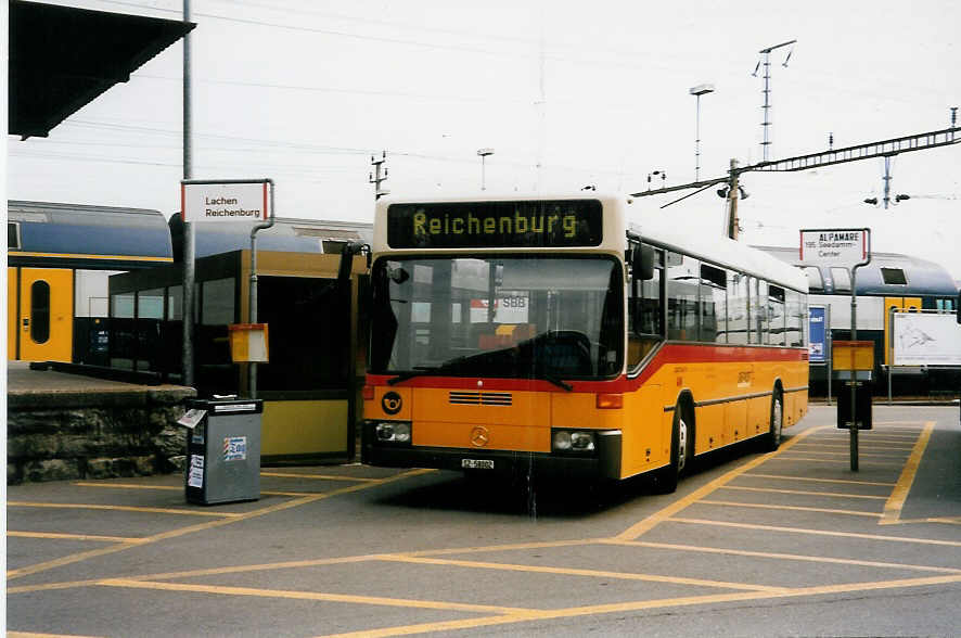 Aus dem Archiv: Kistler, Reichenburg - SZ 58'002 - Mercedes O 405 am 19. Juli 1999 beim Bahnhof Pfffikon