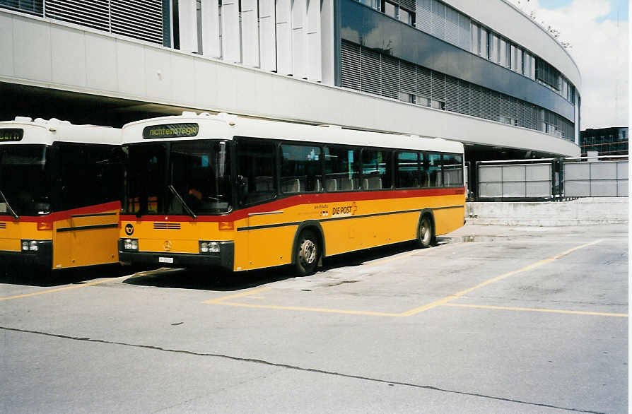 Aus dem Archiv: PTT Regie P 25'310 Mercedes/R&J O 405 am 12. Juli 1999 Bern, Postautostation