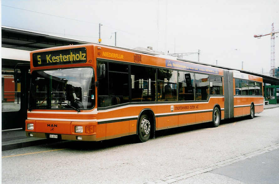 Aus dem Archiv: SOO Olten Nr. 43/SO 20'378 MAN am 28. August 1999 Olten, Bahnhof