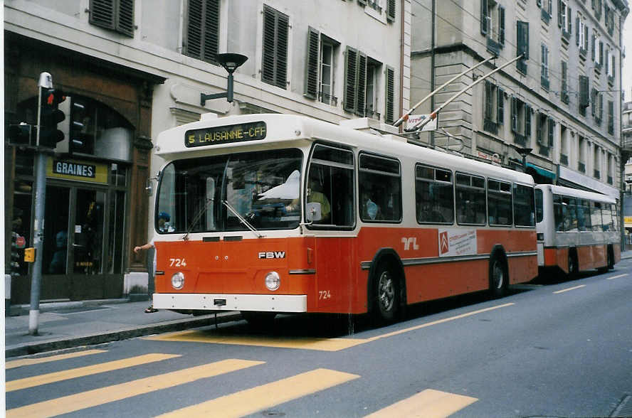 Aus dem Archiv: TL Lausanne - Nr. 724 - FBW/Hess Trolleybus am 22. August 1998 in Lausanne, Rue Neuve