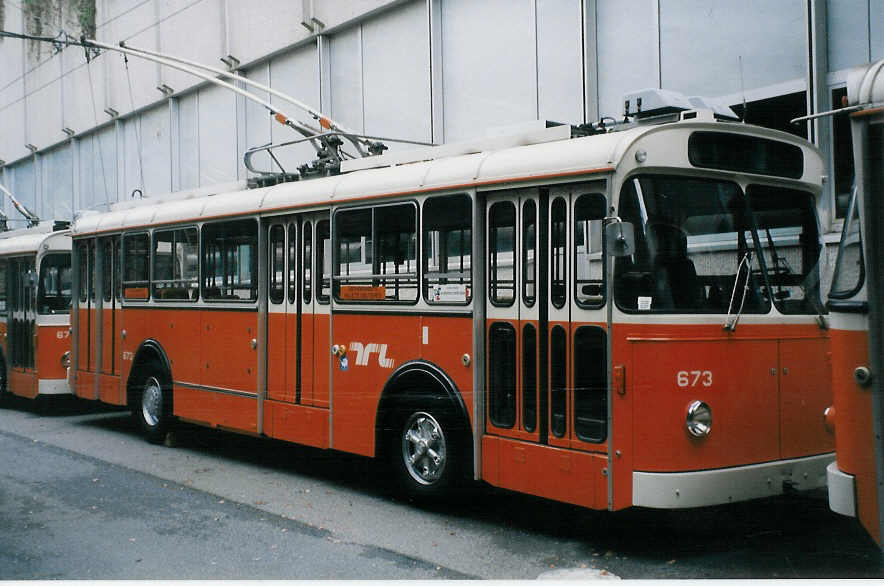Aus dem Archiv: TL Lausanne - Nr. 673 - FBW/Eggli Trolleybus am 22. August 1998 in Lausanne, Depot Borde