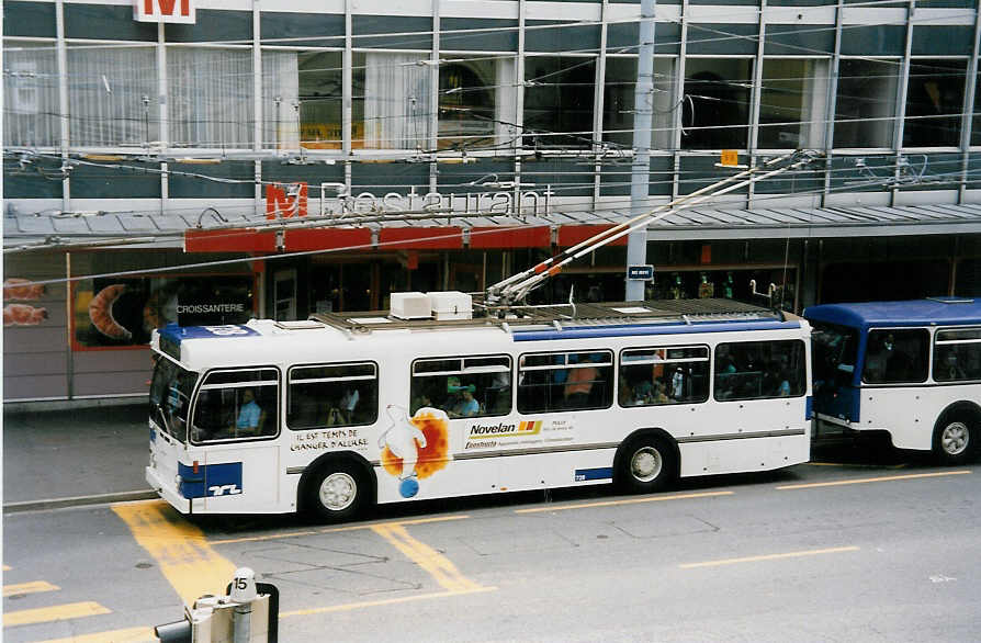 Aus dem Archiv: TL Lausanne - Nr. 728 - FBW/Hess Trolleybus am 7. Juli 1999 in Lausanne, Place Riponne