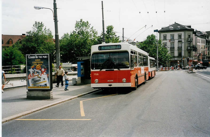 Aus dem Archiv: TL Lausanne - Nr. 758 - NAW/Lauber Trolleybus am 7. Juli 1999 in Lausanne, Riponne