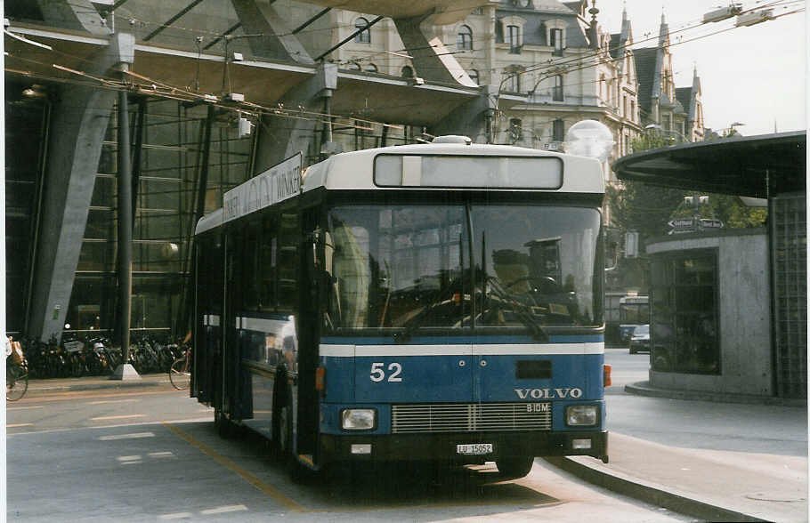 Aus dem Archiv: VBL Luzern Nr. 52/LU 15'052 Volvo/Hess am 20. Juli 1998 Luzern, Bahnhof