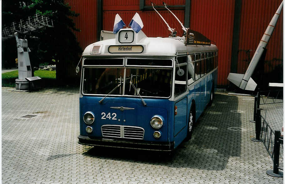 Aus dem Archiv: VBL Luzern Nr. 242 FBW/Schindler Trolleybus am 13. Juli 1999 Luzern, Verkehrshaus