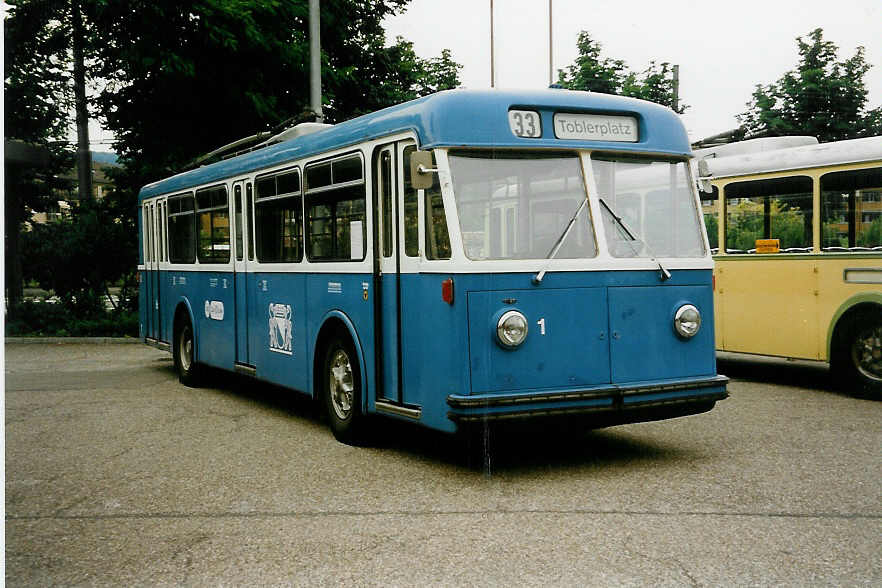 Aus dem Archiv: VBZ Zürich - Nr. 1 - FBW/SWS Trolleybus am 26. Juni 1999 in Zürich, Garage Hardau