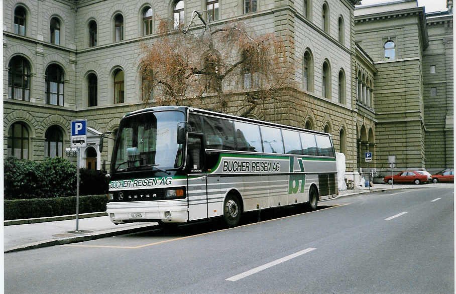 Aus dem Archv: Bucher, Luzern LU 15'562 Setra am 1. Mrz 1999 Bern, Bundeshaus