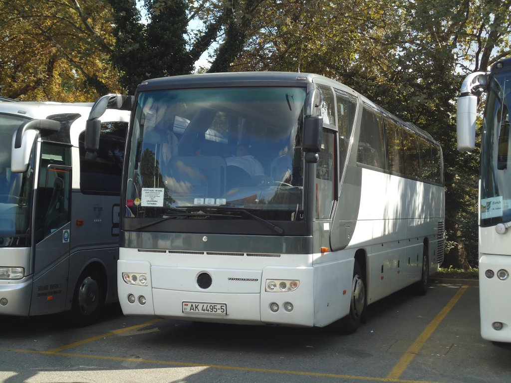 Aus Weissrussland: AK 4495-5 - Mercedes am 15. September 2012 in Zrich, Sihlquai