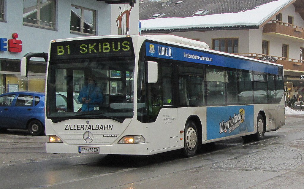 Ausgerichtete Version des Mercedes Citaro in Mayrhofen als B1 Skibus am 28.1.2012.