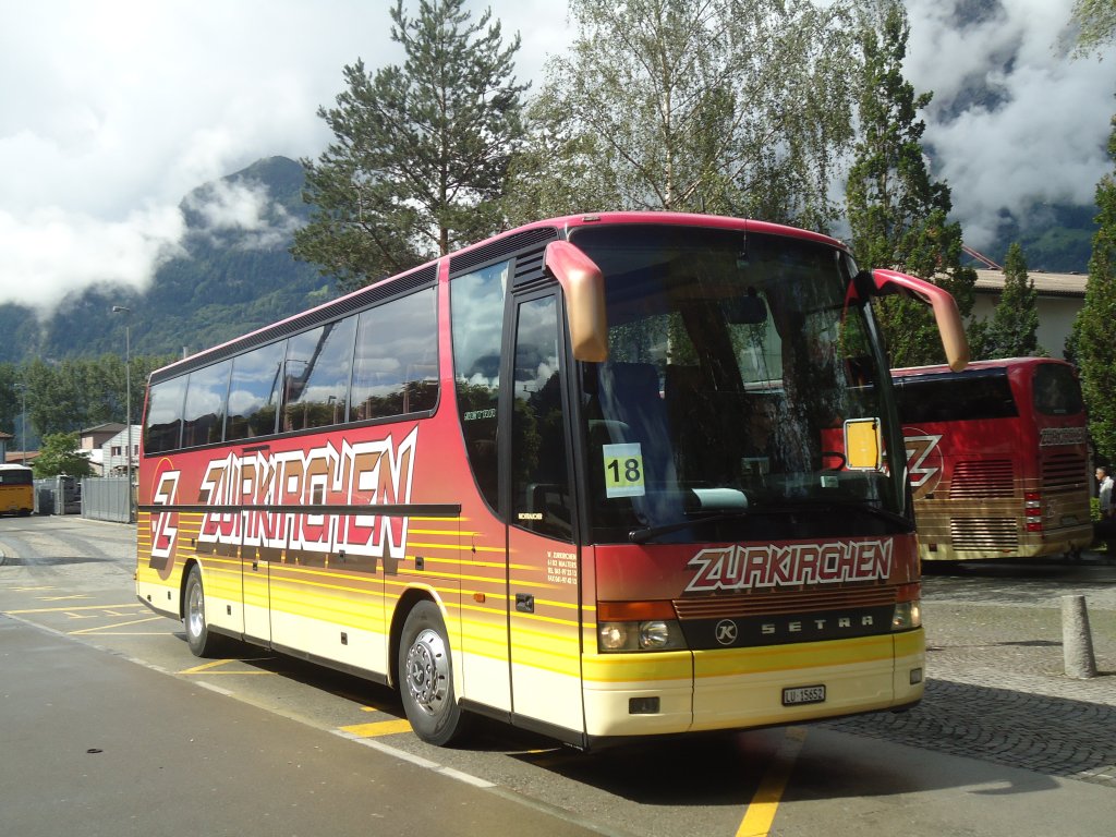 Bahnersatz zwischen Flelen und Gschenen: Zurkirchen, Malters - LU 15'652 - Setra am 11. Juni 2012 beim Bahnhof Flelen