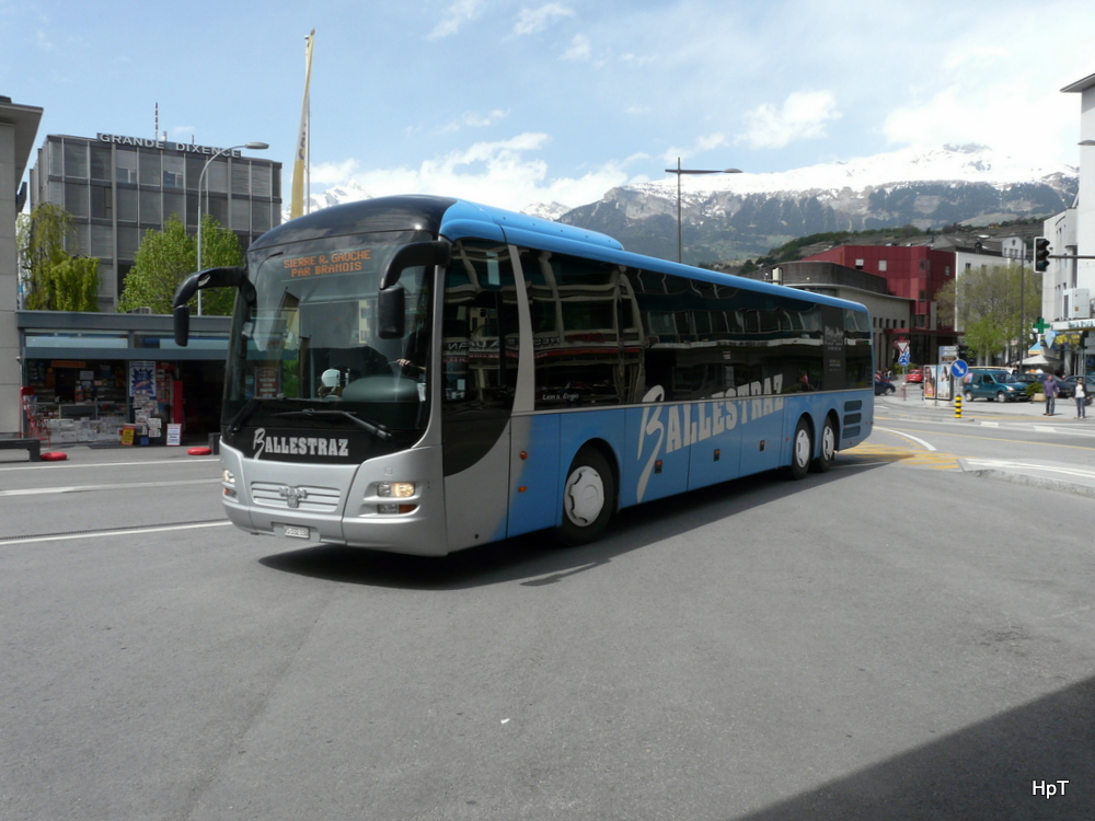 Ballestraz - MAN Lion`s Regio  VS  332330 unterwegs in Sion am 01.05.2013