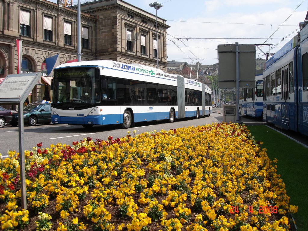 Beim HB Zürich HESS DGT
