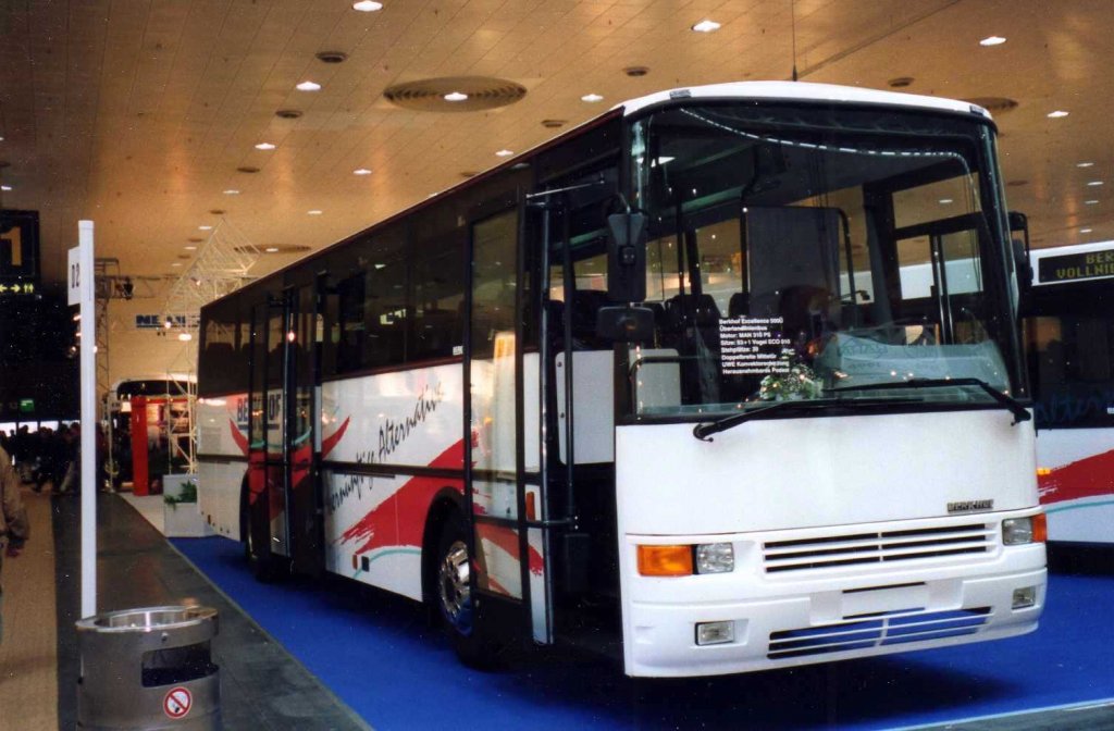 Berkhof Excelence 500 , aufgenommen auf der IAA 1996 in Hannover.