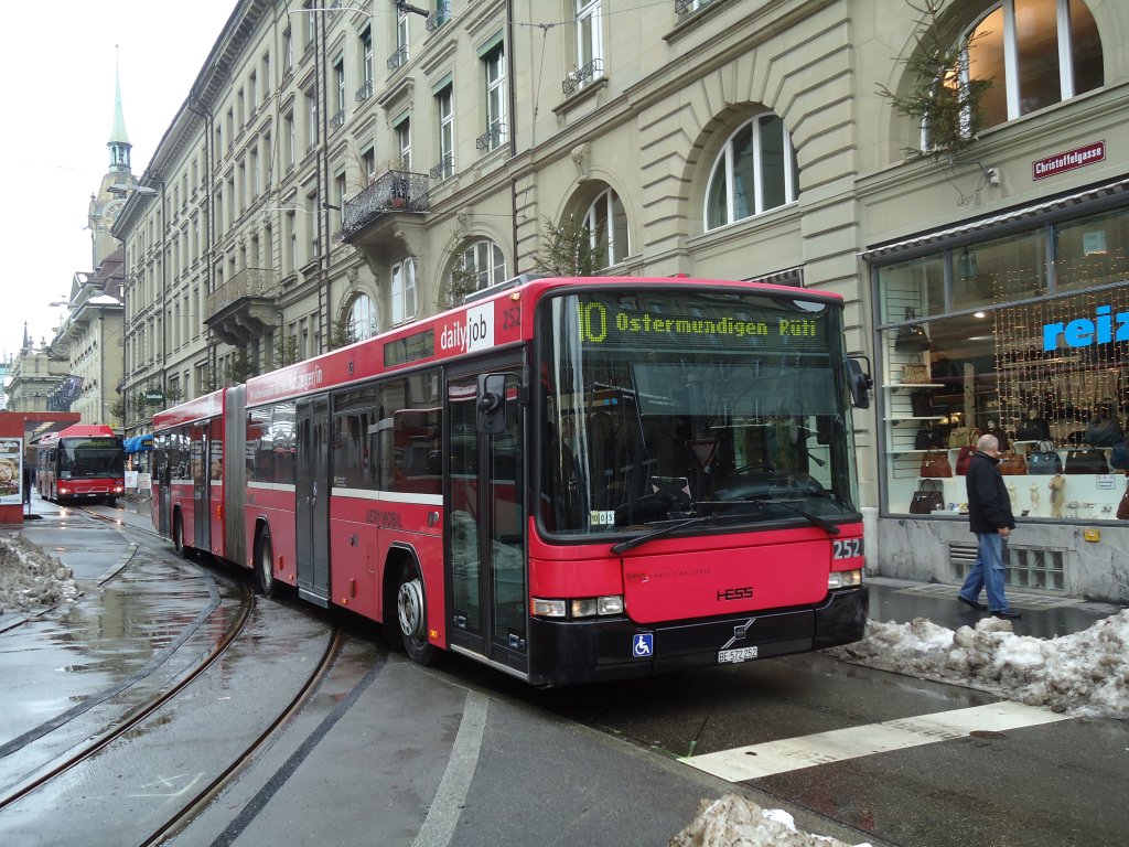 Bernmobil, Bern Nr. 252/BE 572'252 Volvo/Hess am 7. Dezember 2010 Bern, Bahnhof