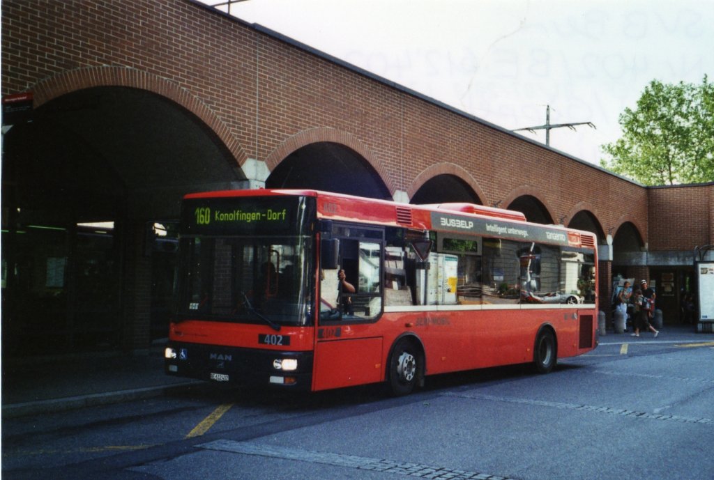 Bernmobil, Bern Nr. 402/BE 612'402 MAN/Gppel am 9. Juni 2010 Mnsingen, Bahnhof