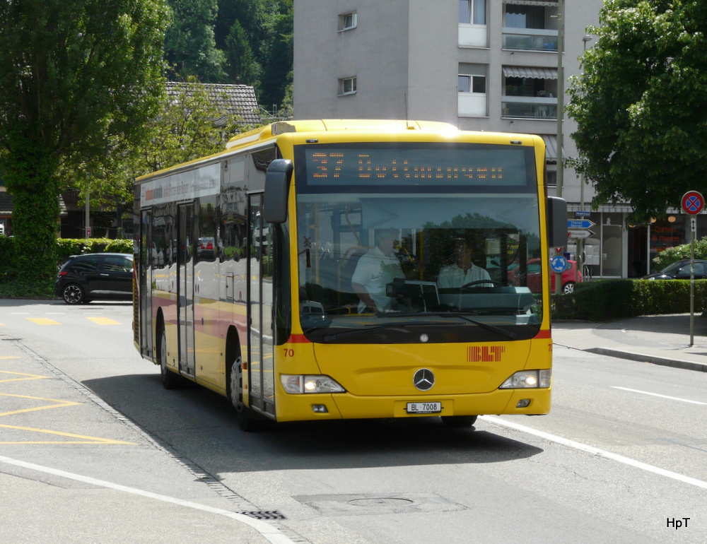 BLT - Mercedes Citaro  Nr.70  BL 7008 unterwegs auf der Linie 37 in Bottmingen am 25.05.2012