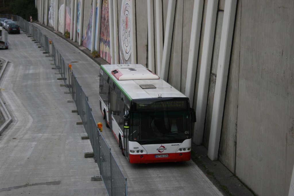 BOGE 0009 (GE HU 226) an der Baustelle fr den neuen Steeler Verkehrsplatz in Essen am 25.11.2009. 