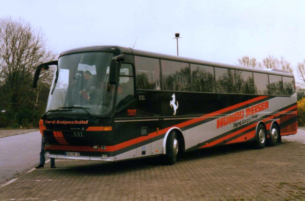 Bova Futura FHD 12-430, aufgenommen im November 1997 auf dem Parkplatz der Westfalenhallen in Dortmund.
