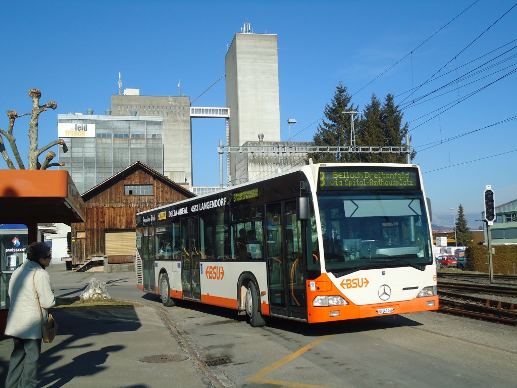 BSU Solothurn - Nr. 66/SO 142'066 - Mercedes Citaro am 24. Januar 2011 beim Bahnhof Lohn-Lterkofen
