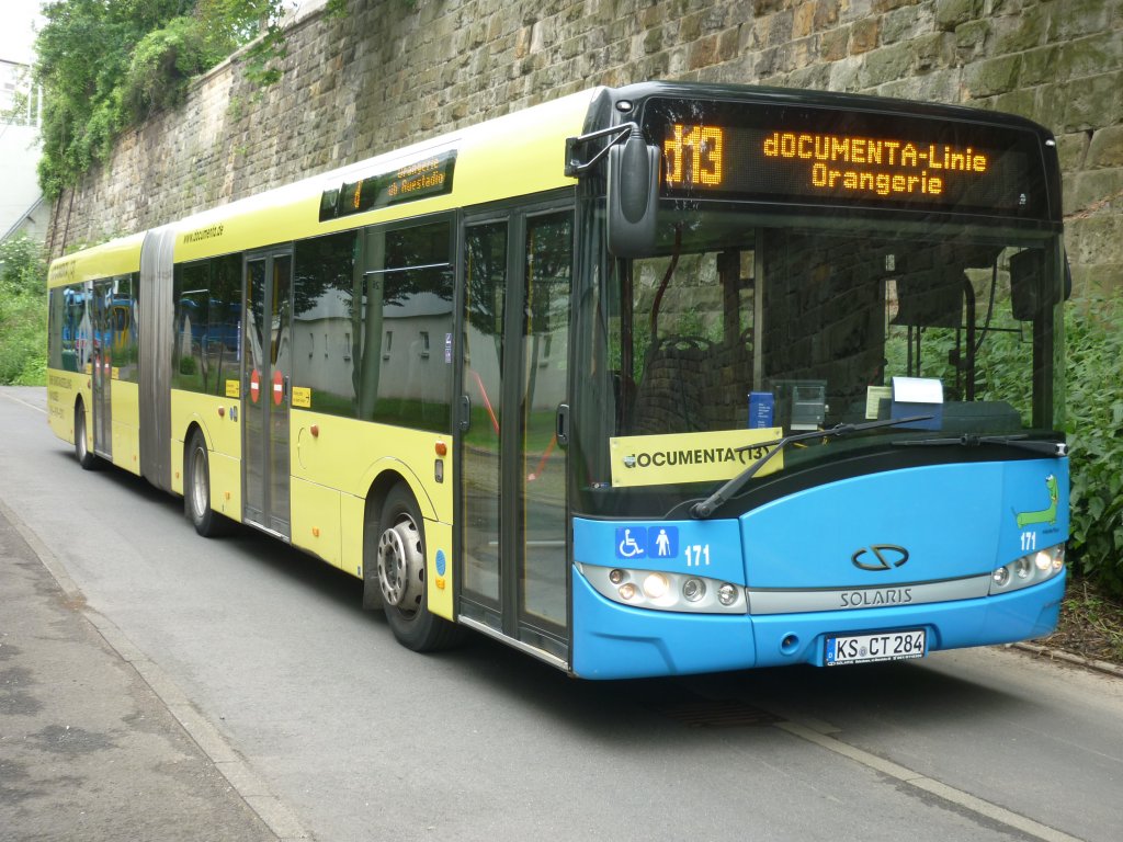 Bus 171 fr 100 Tage auf der Documenta Linie D13,Pausenhaltestelle Hauptbahnhof