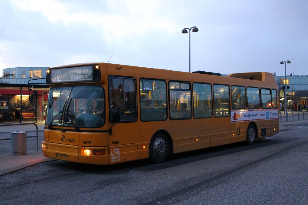 Bus linie 312 nach lstykke Station, am Frederiksund Station 9/12/11