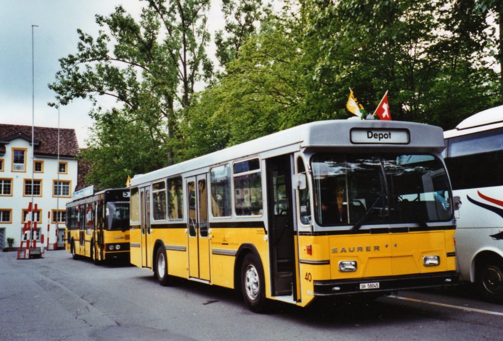 Bustag 2010 in Schaffhausen: Wanner, Schleitheim SH 58'045 Saurer/Hess SH (ex VBSH Schaffhausen Nr. 40; ex Nr. 19) am 16. Mai 2010 Schaffhausen, ehemaliger Bushof