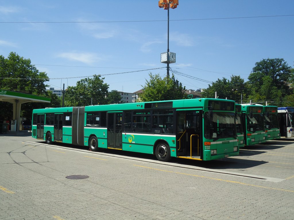 BVB Basel (TL Lausanne Nr. 645) - Nr. 732/BS 3232 - Mercedes O 405GN (ex Deutschland) am 12. Juli 2011 in Lausanne, Dpt Borde