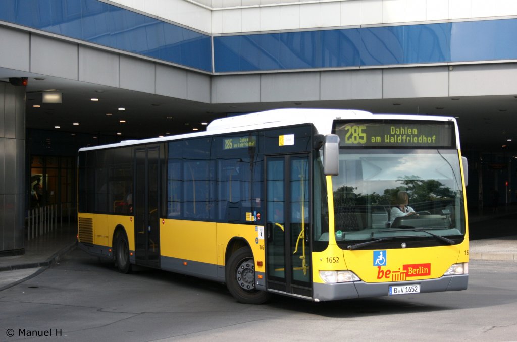 BVG 1652 (B V 1652).
Berlin Steglitz, 9.8.2010.