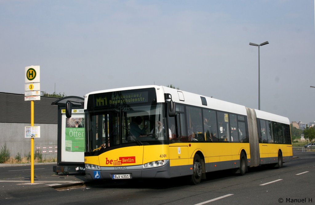 BVG 4301 (B V 4301).
Berlin HBF, 9.8.2010.