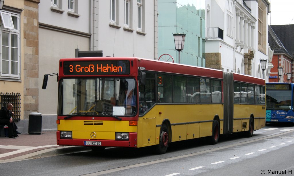 CeBus (CE KC 80) ist vor seinem leben bei CeBus in Tbingen gefahren.
Celle Schloplatz, 16.8.2010