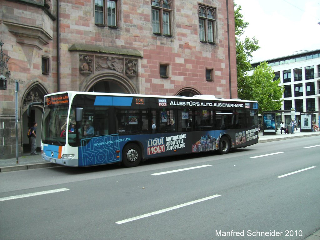Citaro Bus am Rathaus St.Johann in Saarbrcken. Die Aufnahme des Foto war am 23.07.2010.