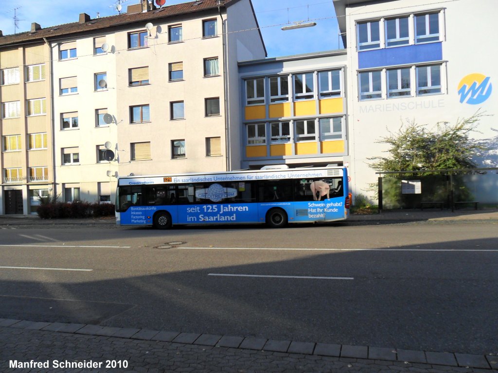 Citaro Bus von Saarbahn und Bus in der Saarbrcker Heuduckstrae. Das Bild habe ich am 22.10.2010 gemacht.