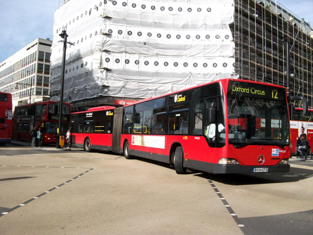Citaro G von London Central mit der Nummer MAL 63 am 7.Oktober am Oxford Circus