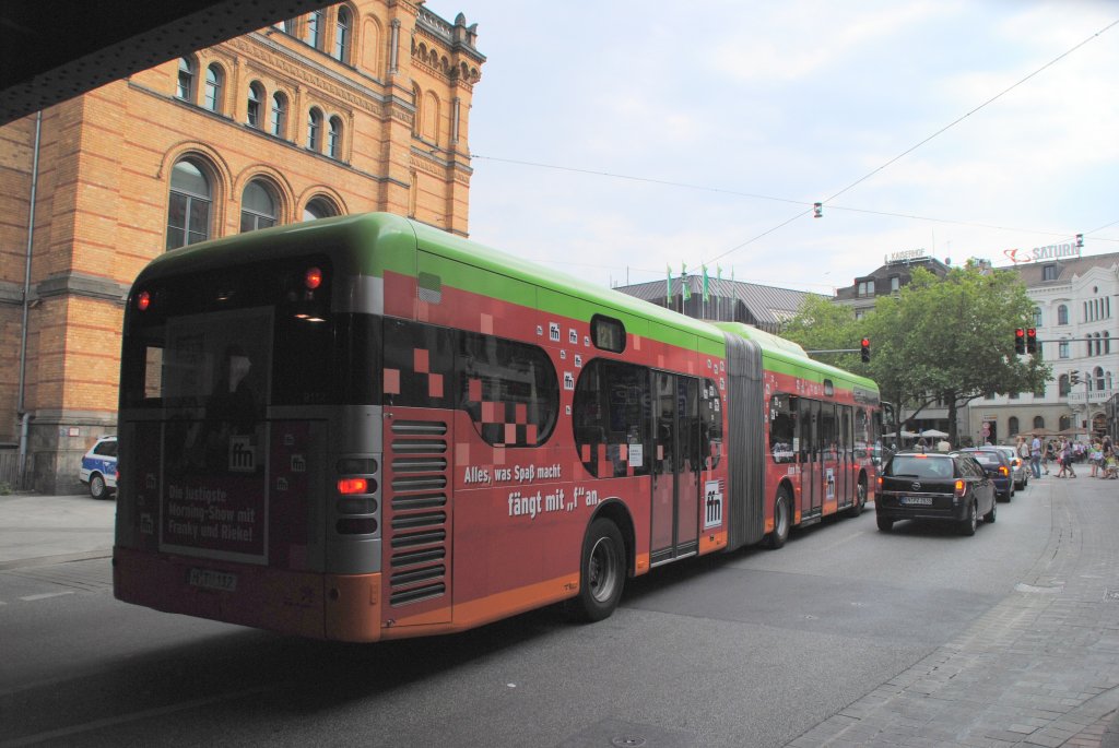 Citaro Irvine, mit Werbung fr Radio FFN am Hannover/Hannover am 30.06.10.