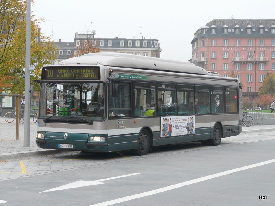 CTS Strasbourg - Renault Nr.722 4621 ZG 67 unterwegs auf der Linie 10 in der Stadt Strassburg am 31.10.2009