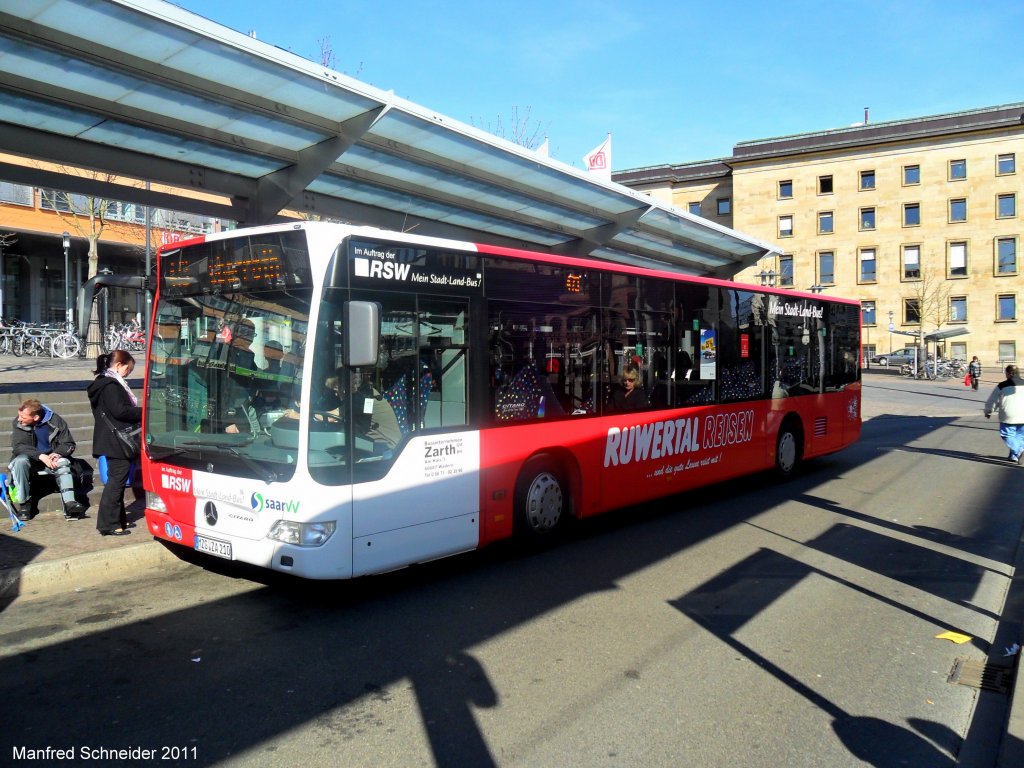 Das Foto zeigt einen Citaro Bus der Firma Ruwertal Reisen im Saarland Das Bild habe ich am 24.03.2011 in Saarbrcken gemacht.
