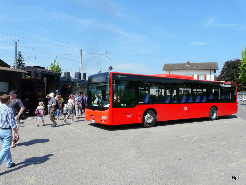 DB / Sdbadenbus - MAN Lion`s City  FR.JS 746 auf dem Busplatz beim SBB Bahnhof Stein am Rhein am 12.08.2012