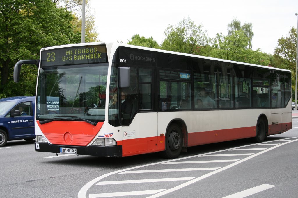 Der 1999 gebaute Citaro Euro2 mit der Nummer 1903 am 14.Mai 2010 auf der Linie 23 in Barmbek 