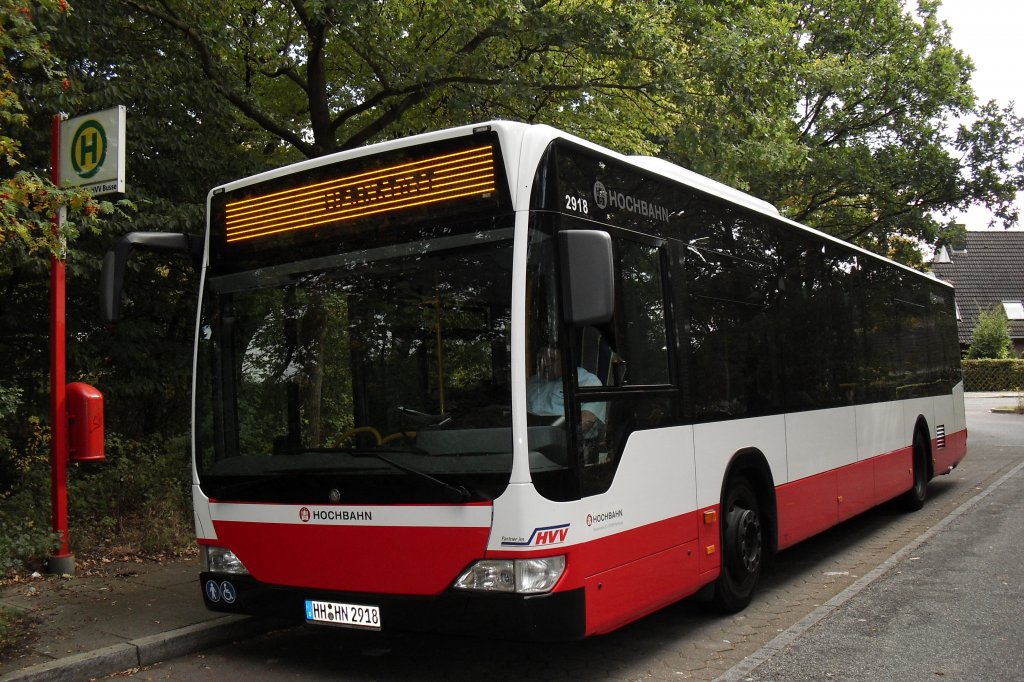 Der 2009 gelieferte Hochbahn Bus des Betriebshofs Hummelsbttel am 24.September 2009 in der Schleife Heimgarten auf der Linie 178