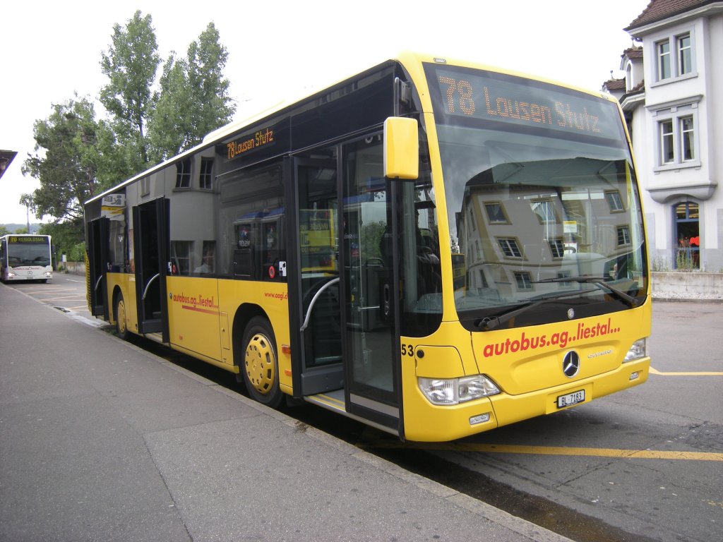 Der brandneue Citaro Facelift wartet auf seine Abfahrt auf der Linie 78.