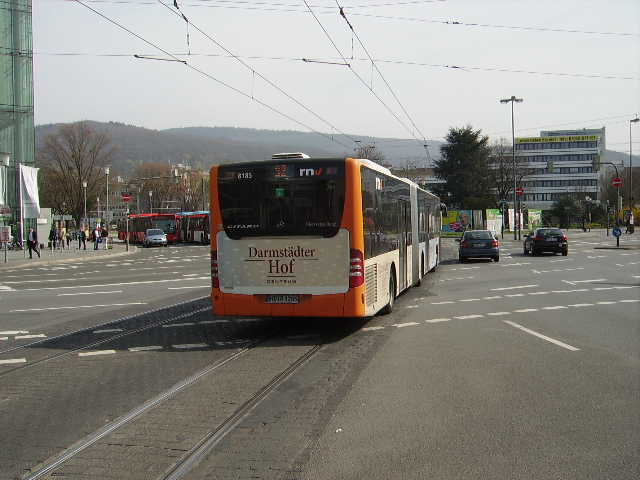 Der RNV Citaro G von hinten am 25.03.11 in Heidelberg Hbf