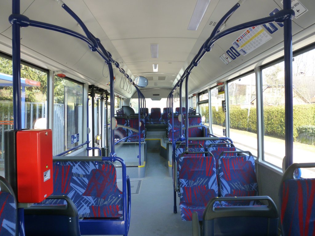 Der Wagen 31 von innen.Die Aufnahme entstand in Annheide Entstelle Linie 204.Dieser Bus fhrt von Annheide bern ZOB zum Roland-Center (Huchting).
