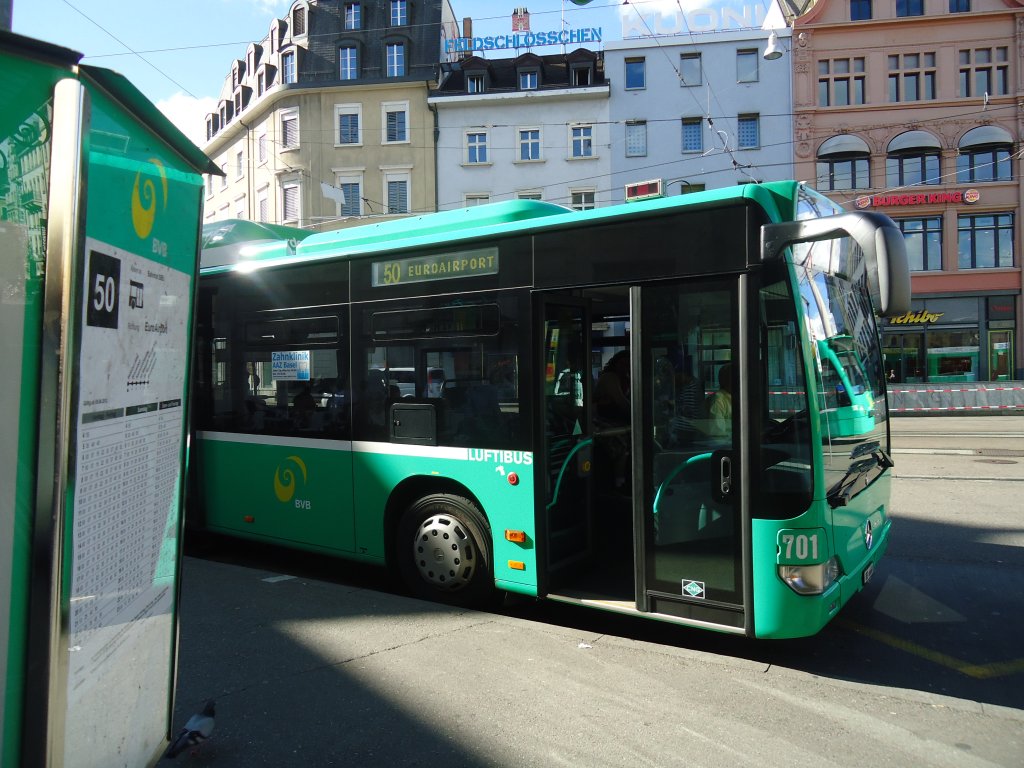 Detailaufnahme: BVB Basel - Nr. 701/BS 6660 - Mercedes Citaro  Luftibus  am 6. Mai 2012 beim Bahnhof Basel SBB