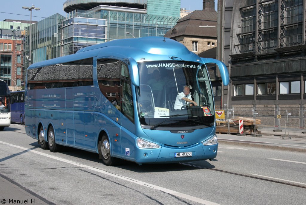 Diesen Scania Irizar (HH HW 3055) habe ich am HBF Hamburg aufgenommen.
3.7.2010.
