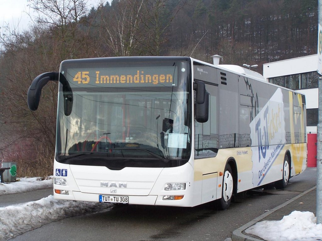 Dieser Lion's City ist der letzte Bus der in Tuttlingen angekommen ist. Immendingen am 08/01/11.
