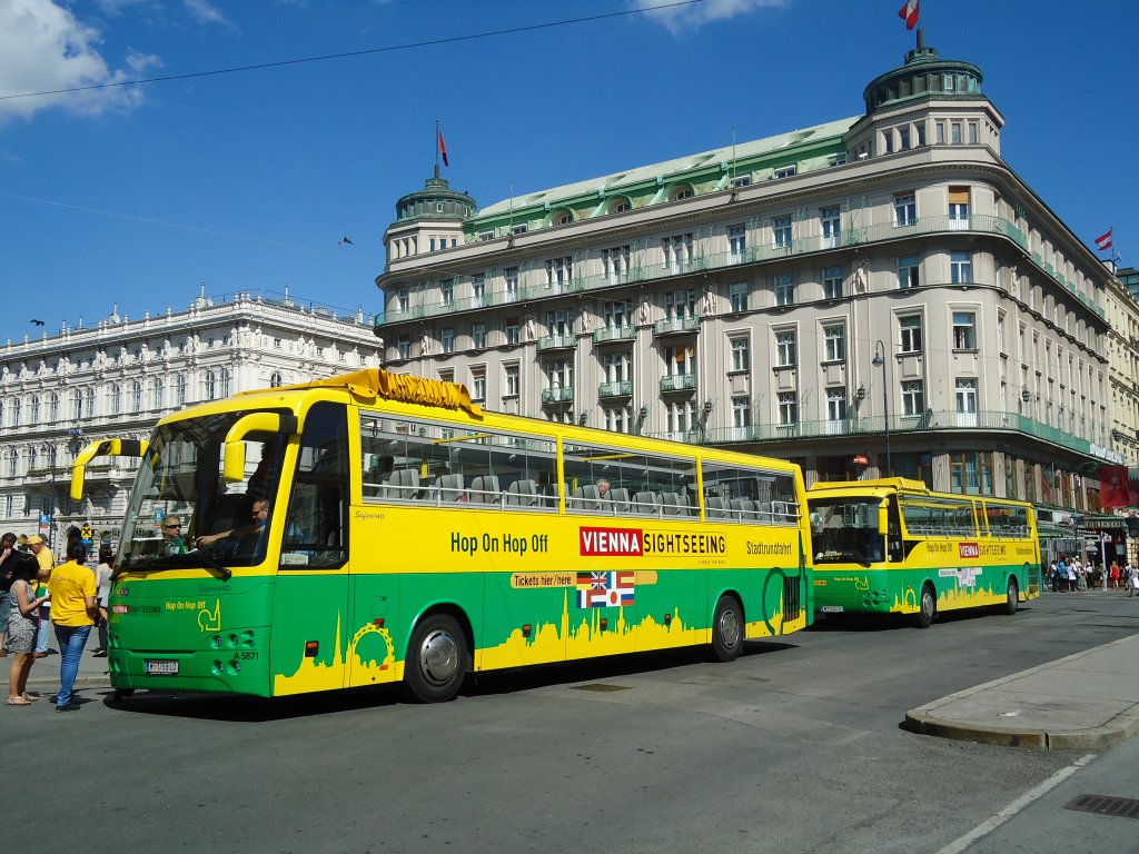 Dr. Richard Nr. A5871/W 1759 LO Temsa am 9. August 2010 Wien-Kärntner Ring, Oper