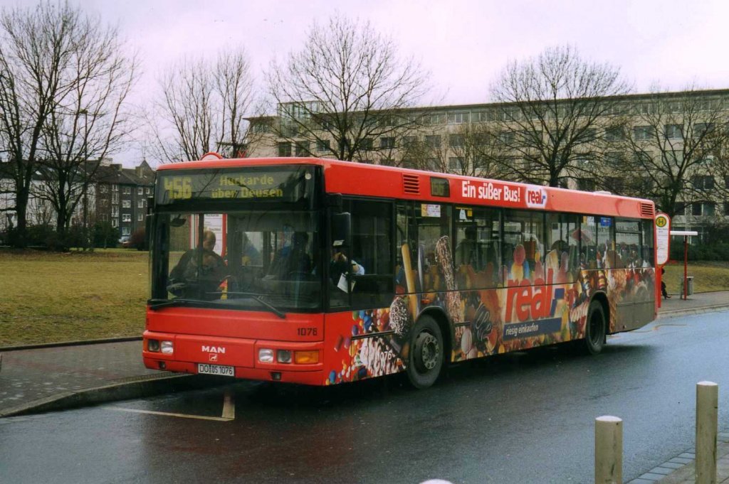 DSW 1076, ein MAN NL223 aufgenommen aim Januar 2002 am Dortmunder Hauptbahnhof.