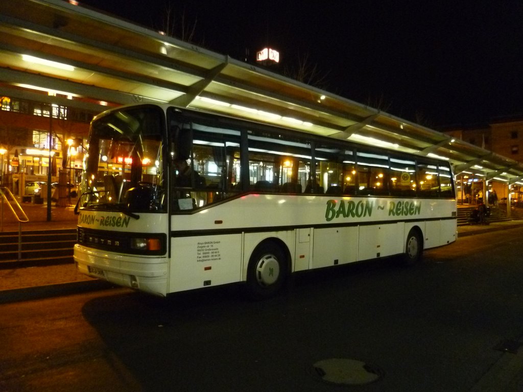 Ein Bus der Firma Baron. Auf genommen in Saarbrcken.